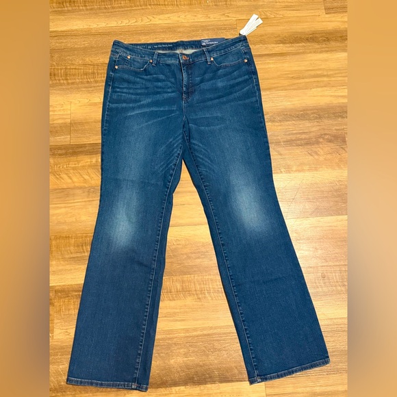 Talbots Denim - NWT Talbots Flawless High-Rise Barely Boot-Cut Full Length Jeans Women’s Size 16